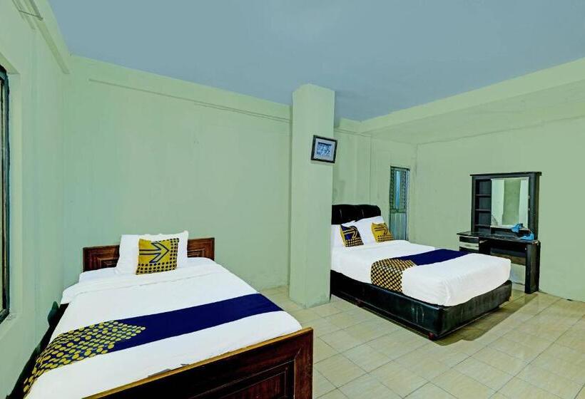 Отель Spot On 91540 Ukuh Guesthouse