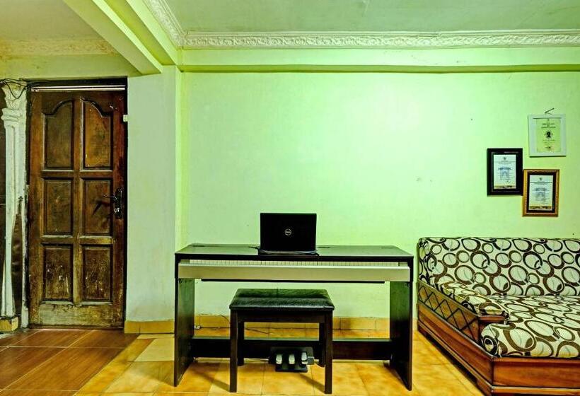 Отель Spot On 91540 Ukuh Guesthouse