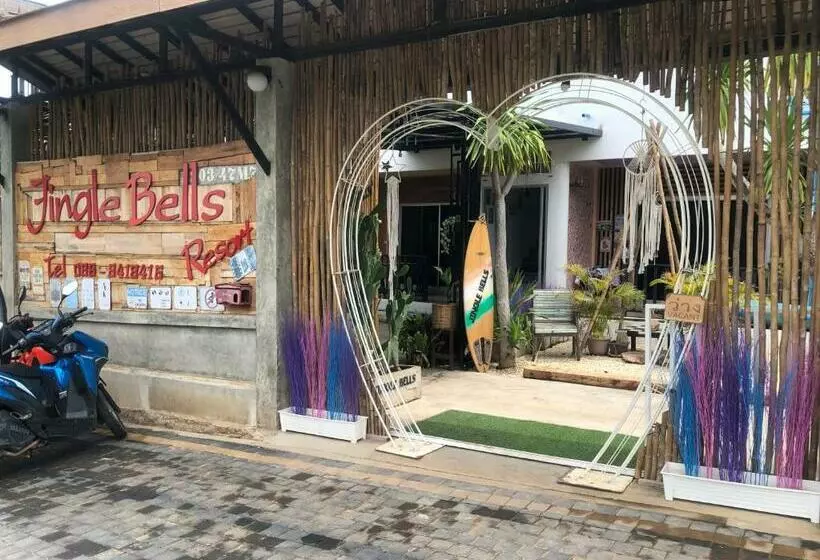 Jingle Bells Resort