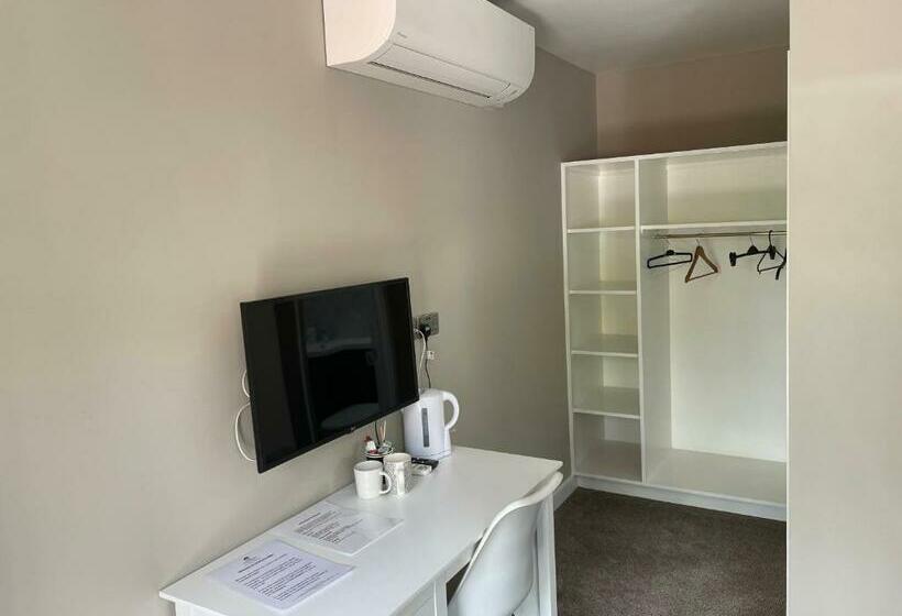 モーテル Tall Pines Lodges