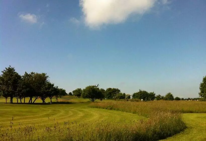 モーテル Tall Pines Lodges