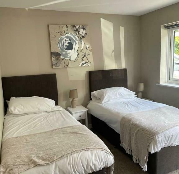 モーテル Tall Pines Lodges