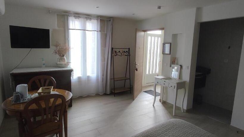 پانسیون Chambre D Hotes Mas Pékin