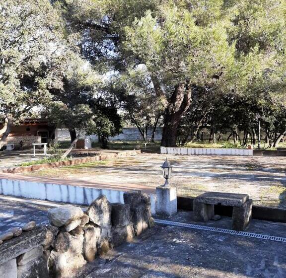 پانسیون Chambre D Hotes Mas Pékin