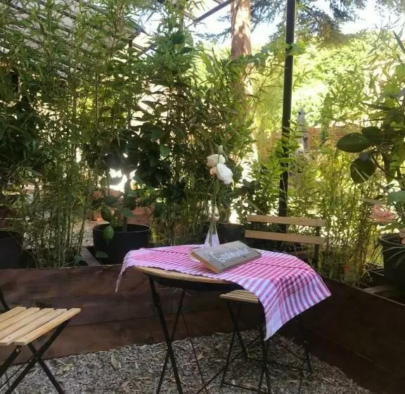 Majatalo Matin De Saône