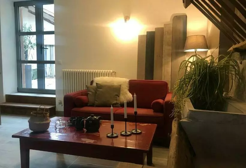 Majatalo Matin De Saône