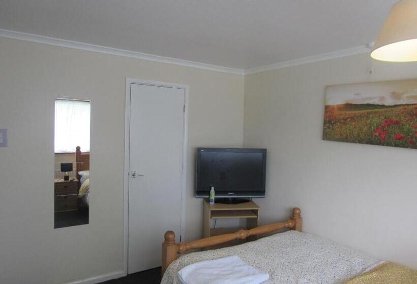 بنسيون Serene Inn Near Bletchley Park