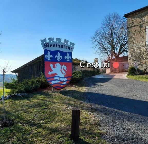 Пансион Studio Bellevue 3 Rue Du Bourg A Montastruc 47380 Entrée Indépendante