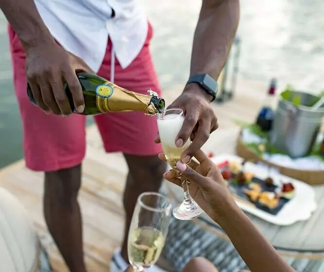 استراحتگاه Escape At Nonsuch Bay Antigua   All Inclusive   Adults Only