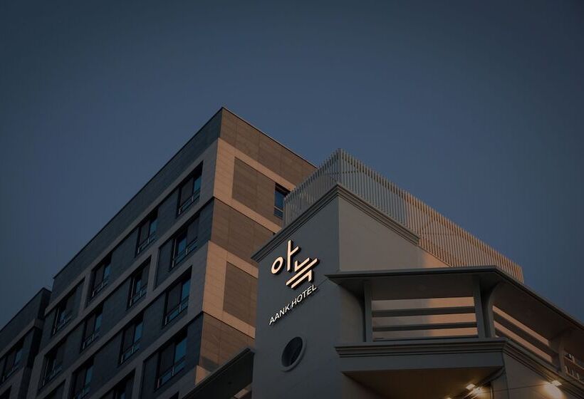 Aank Hotel Suwon