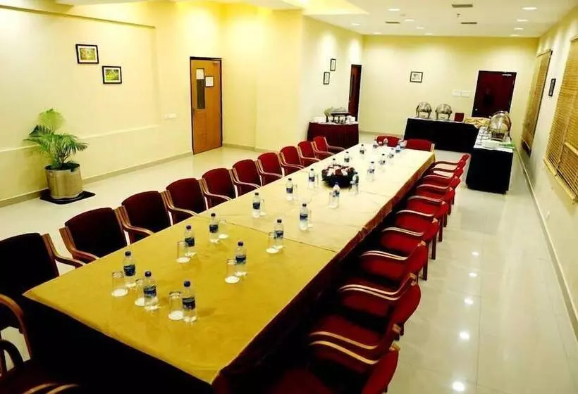 Hotel Airlink Castle