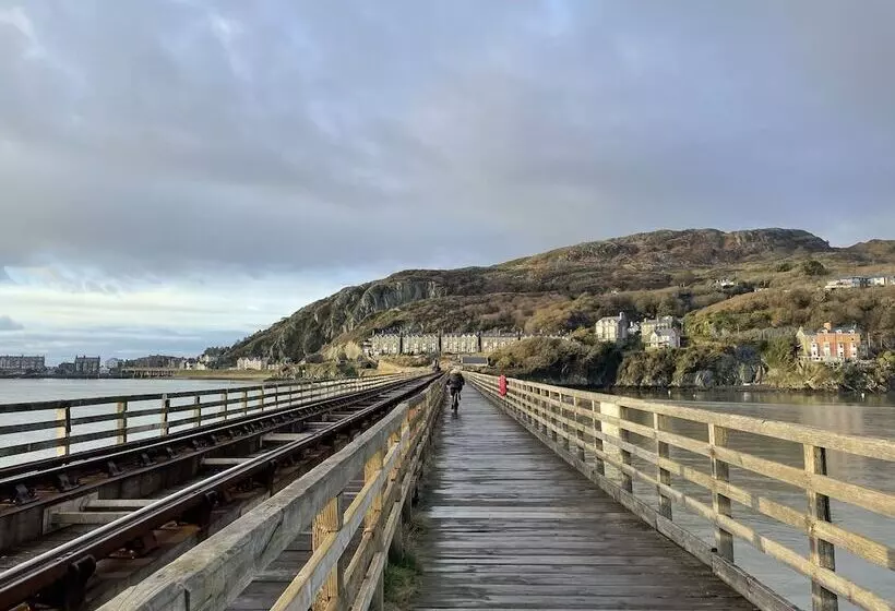 هتل Bae Abermaw Boutique B&b