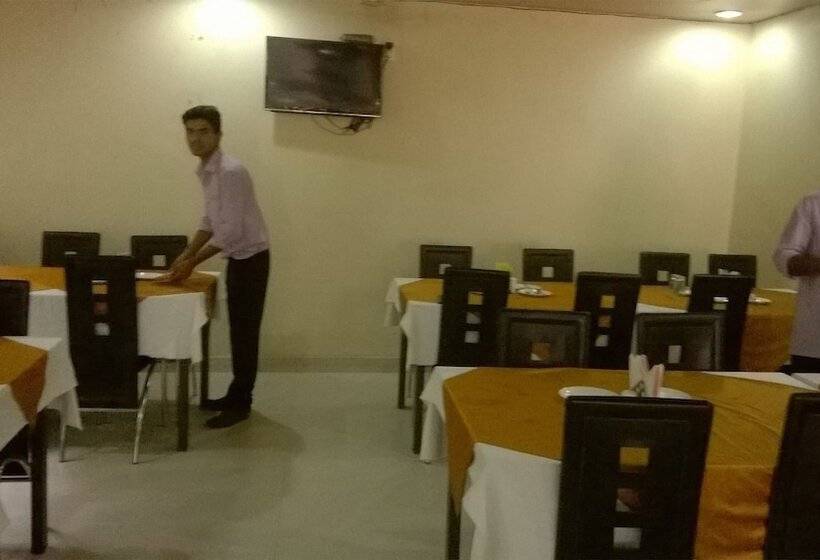 ホテル Darbar International