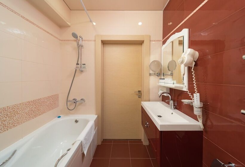 בית מלון כפרי Denart