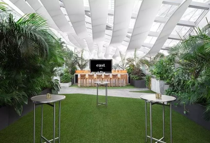 Otel East Miami