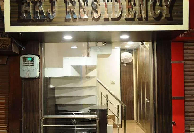 ホテル Hkj Residency