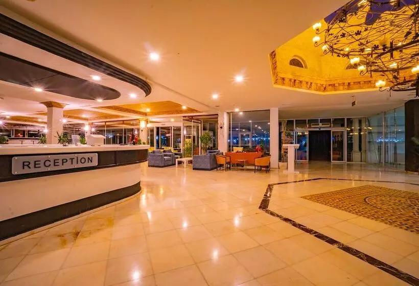 בית מלון כפרי Larina Thermal Resort & Spa