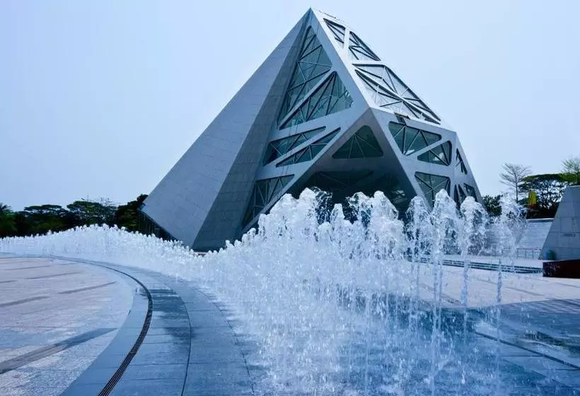 Отель Bay Breeze