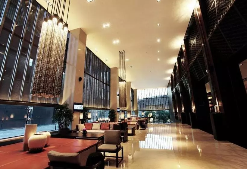 Отель Bay Breeze