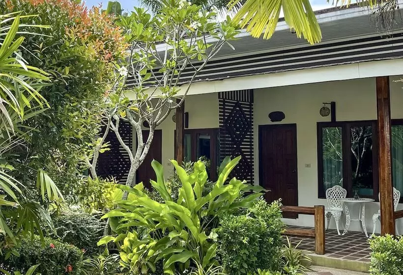 호텔 Phuvara Boutique Aonang