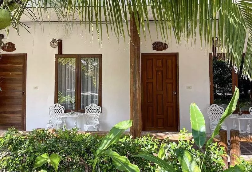 호텔 Phuvara Boutique Aonang