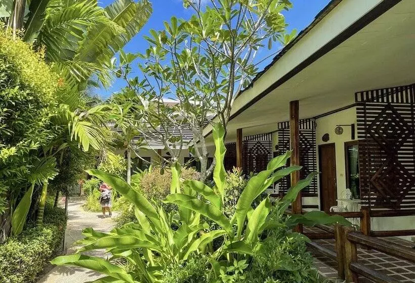 호텔 Phuvara Boutique Aonang