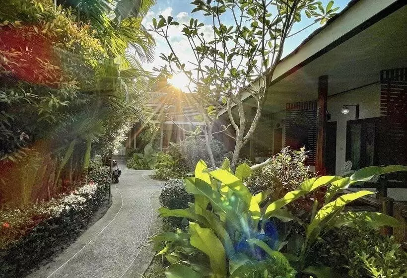 호텔 Phuvara Boutique Aonang