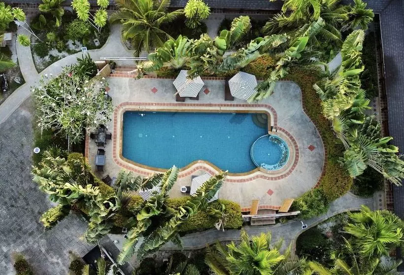 호텔 Phuvara Boutique Aonang