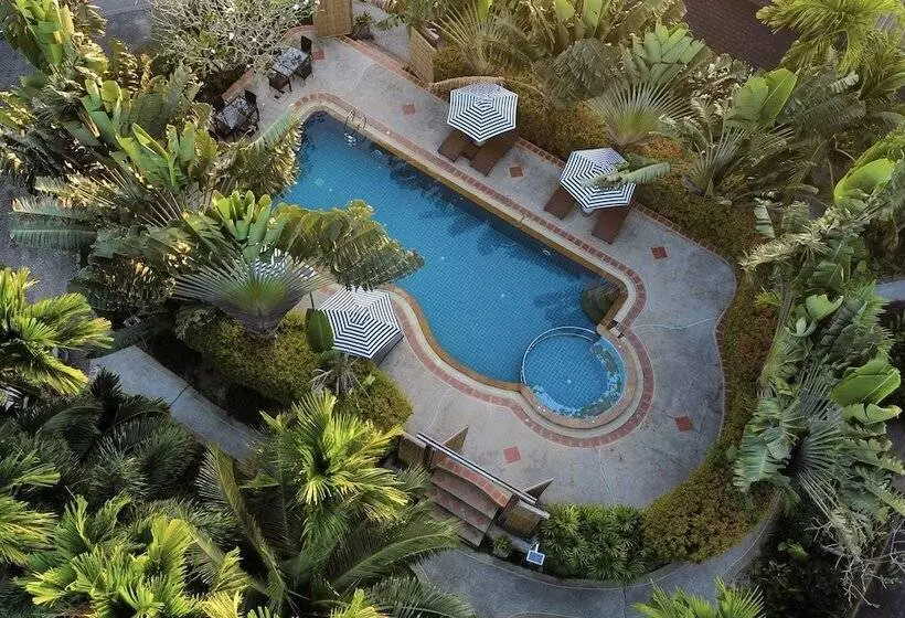 호텔 Phuvara Boutique Aonang