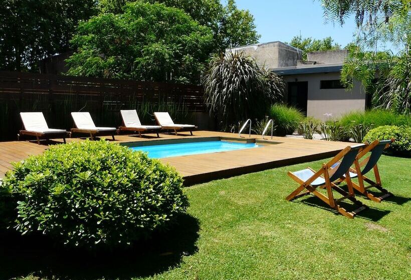 هتل Posada El Capullo