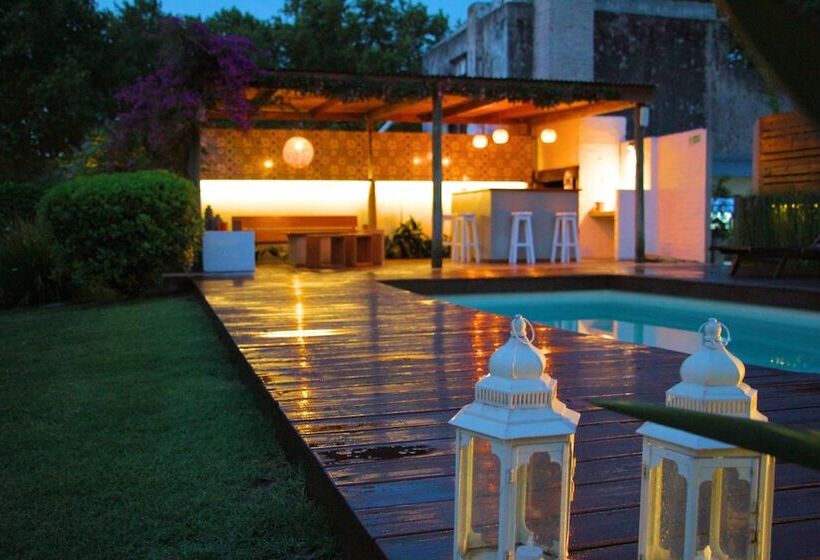 هتل Posada El Capullo