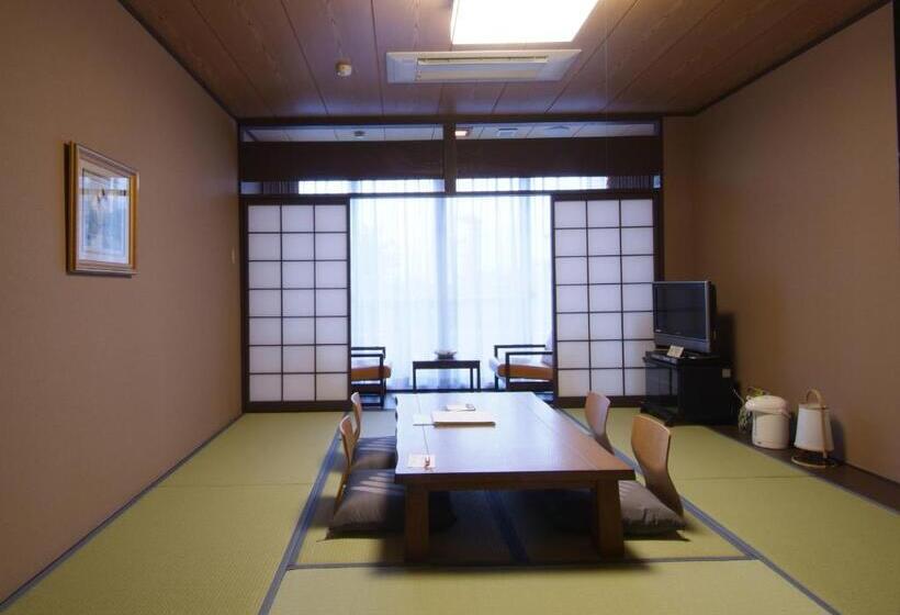 فندق Route Inn Grantia Fukuoka Miyawaka  Wakita Onsen