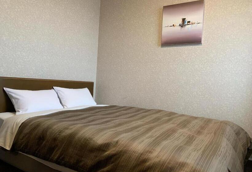 Отель Route Inn Minokamo