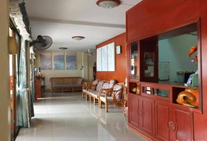 هتل Royal Beach Guest House