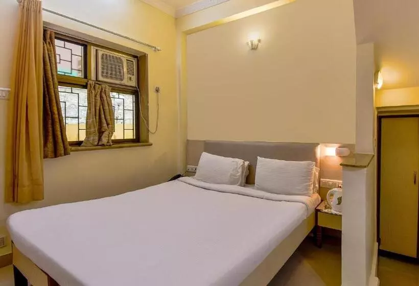 ホテル Sereniity Resort Lonavala