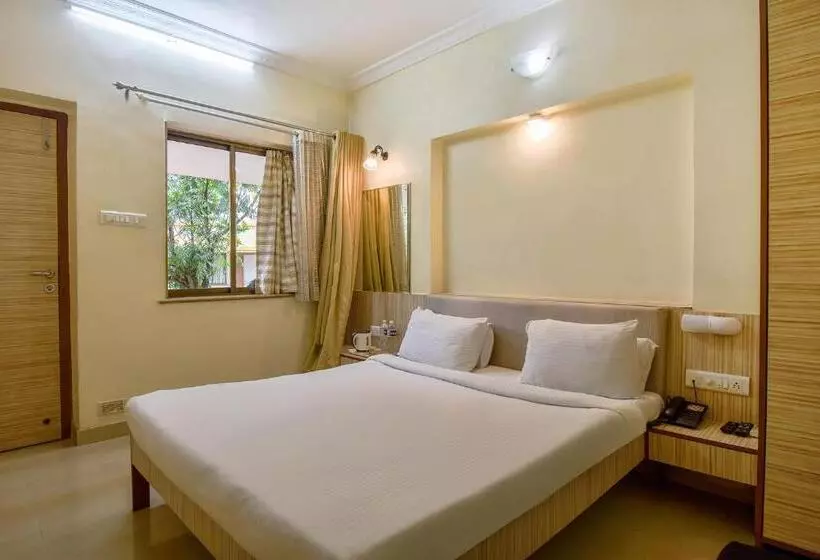 ホテル Sereniity Resort Lonavala