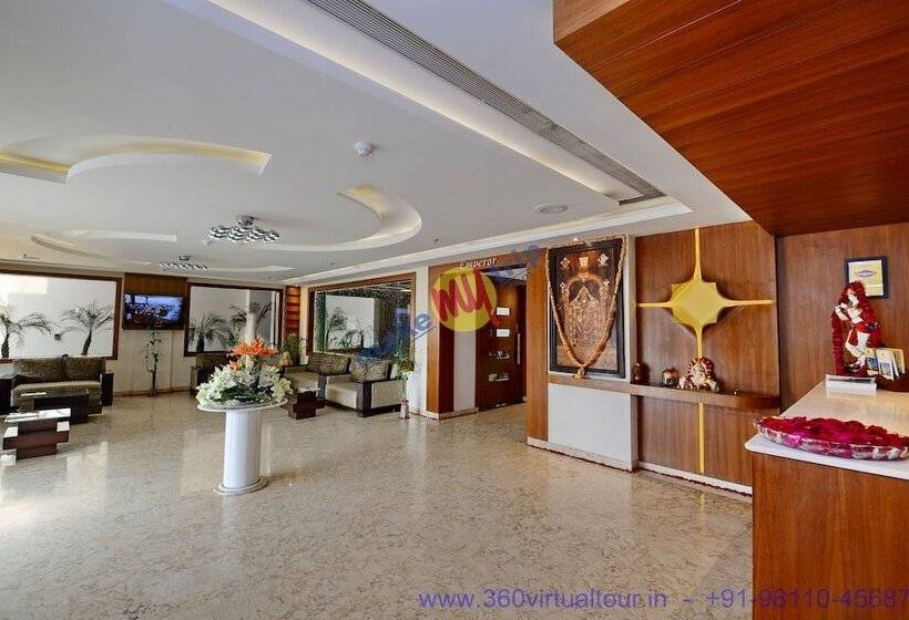 Отель Seven Hills Tower