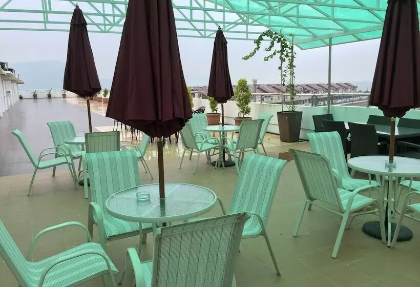 Отель Simfoni Resort