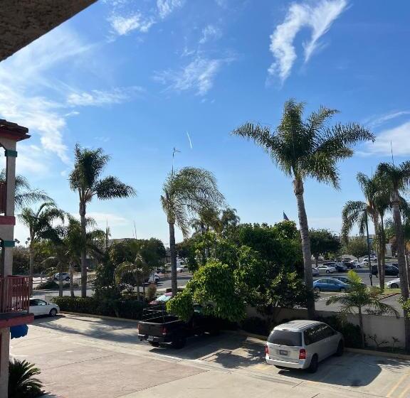 호텔 Starlight Inn Huntington Beach