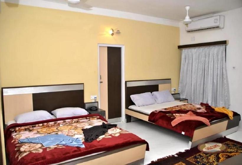 酒店 Yashoda International