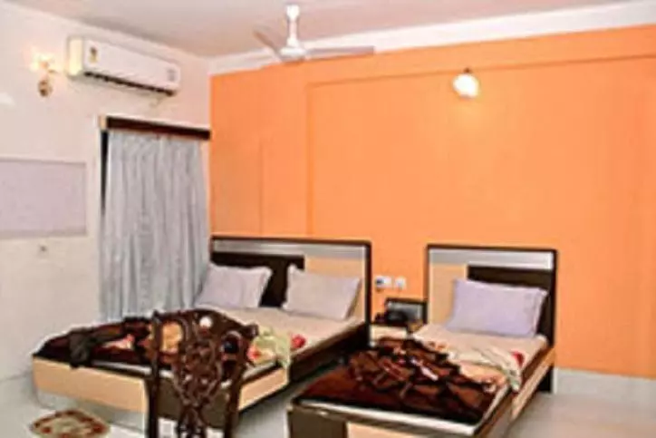 בית מלון כפרי Yashoda International