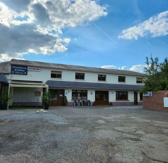 Отель Hôtel Harbonnières