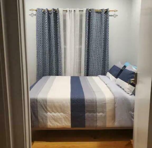 펜션 Guest House Located 10 Minutes From Jfk Airport
