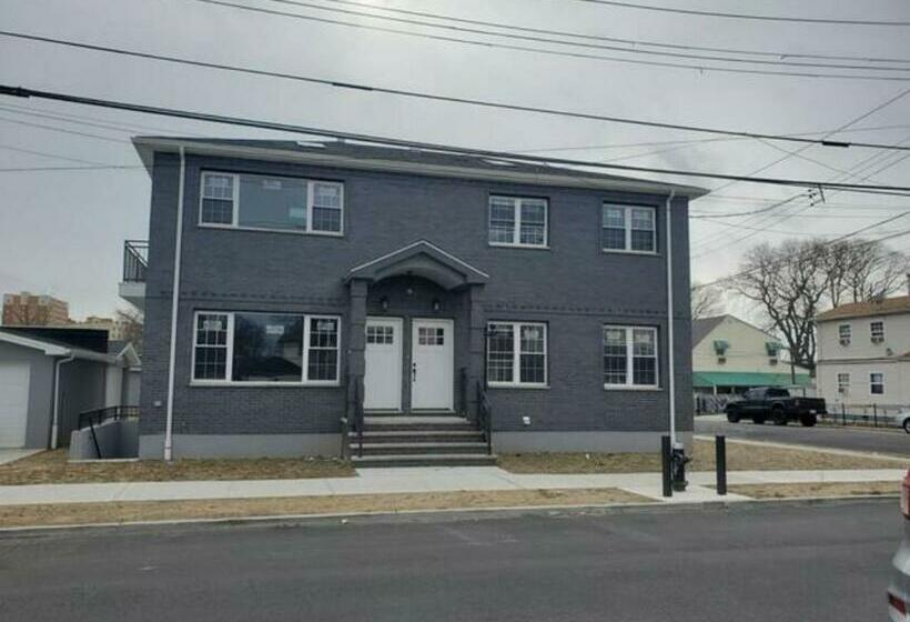 펜션 Guest House Located 10 Minutes From Jfk Airport