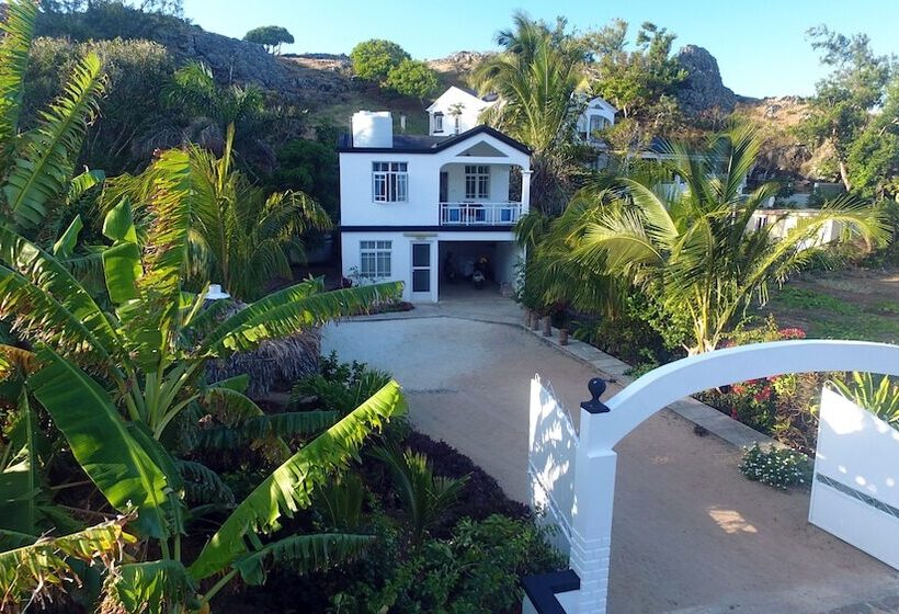 پانسیون La Villa Allamanda