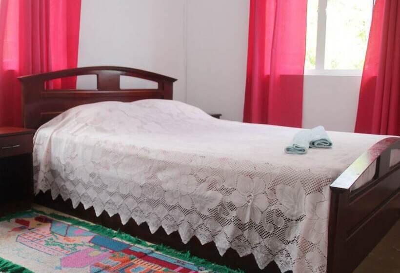 پانسیون La Villa Allamanda