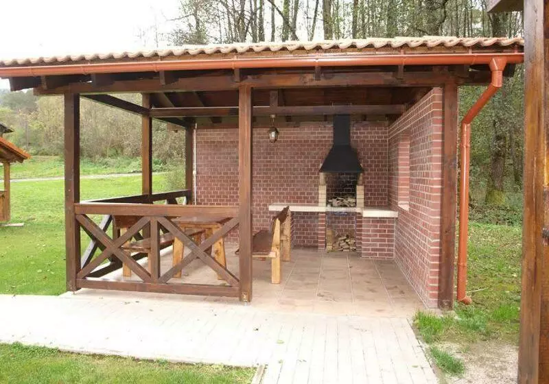 Majatalo Penzión Na Ráztočnom