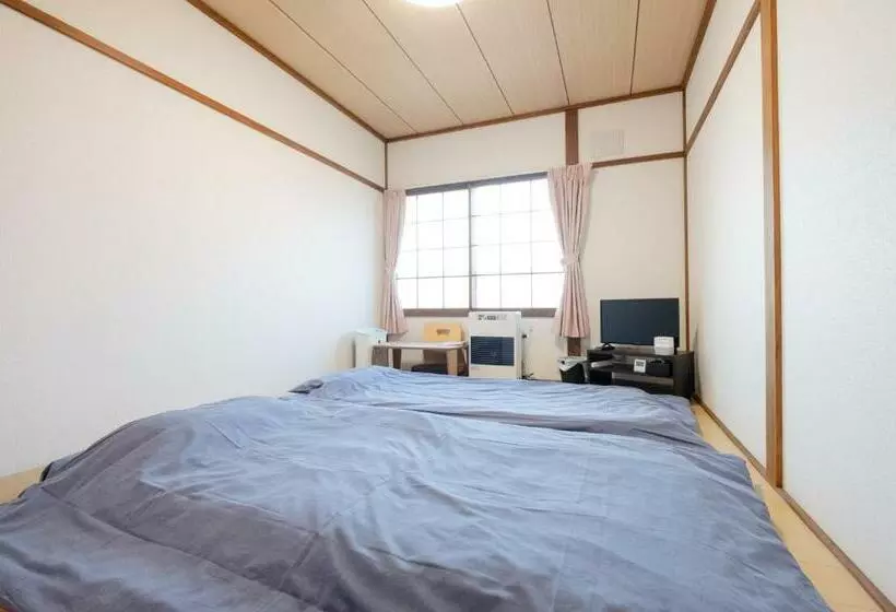 Retkeilymaja Guest House Matsuyoshi