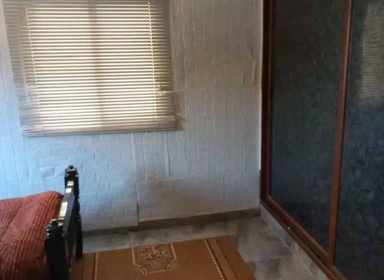 تختخواب و صبحانه Guest House Hazem