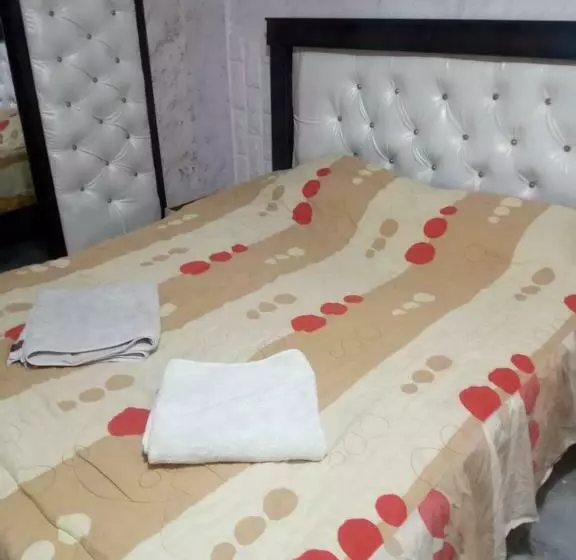 تختخواب و صبحانه Guest House Hazem